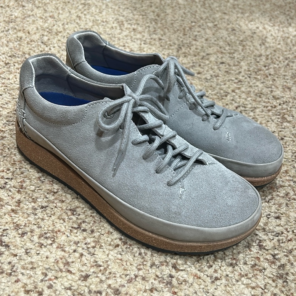 Birkenstock Honnef Low Suede sneaker Gray Unisex L7/M5 EUC